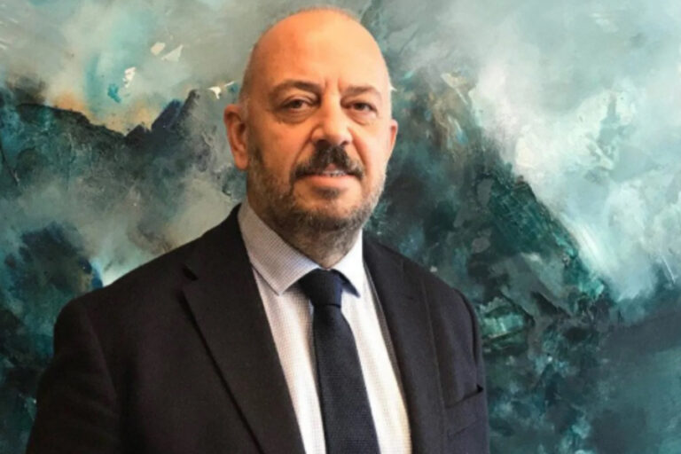 Eski Ticaret Bakan Yardımcısı Rıza Turagay’a 8 şirketten ‘ballı maaş’ bağlanmış!