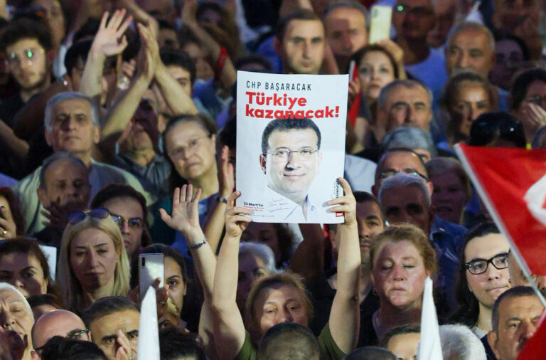 Ekrem İmamoğlu, ‘mobil uygulama ile çalışacak 2 bin 500 yeni taksiyi’ cezaevinden duyurdu