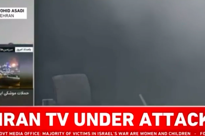 İsrail, İran devlet televizyonunu vurdu; Tahran “savaş suçu” dedi
