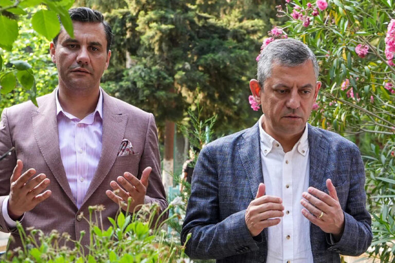 Özel’den Ferdi Zeyrek paylaşımı: ”Kalbimin yarısını kaybettim”