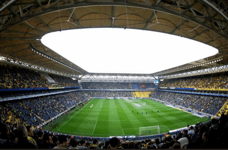 Sponsorluk anlaşması tamam; Fenerbahçe stadının ismi değişti!