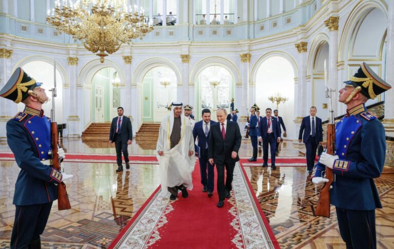 Putin, Trump ile yapacağı görüşme için BAE’yi işaret etti