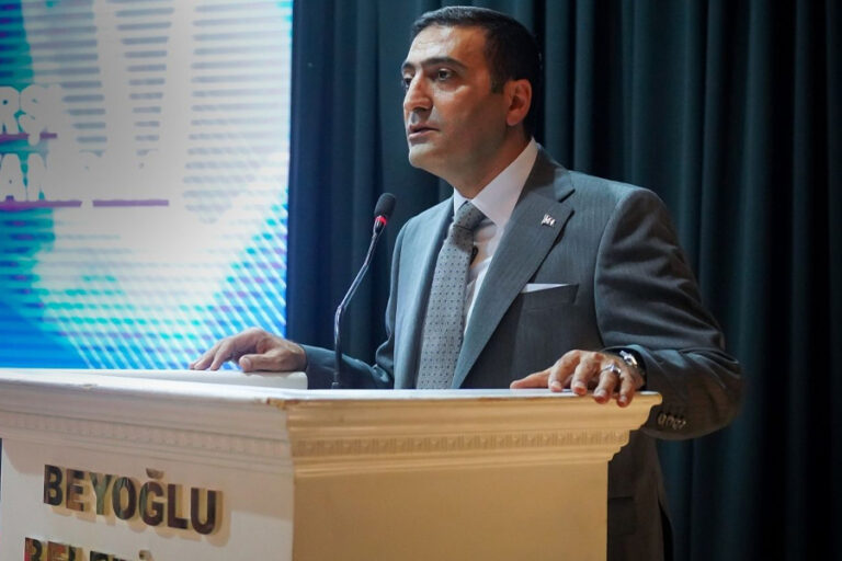 Beyoğlu Belediye Başkanı ve çok sayıda kişi gözaltına alındı!