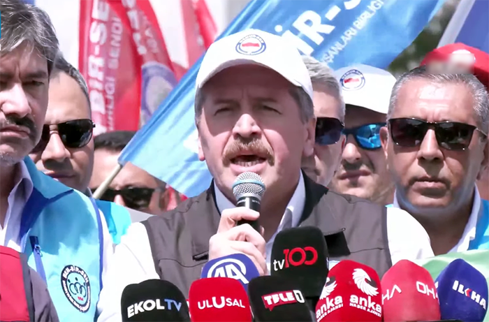 Memur Sen, Bakanlık önünden Hakem Heyeti’ne seslendi: “Talimatla değil adaletle karar verin”