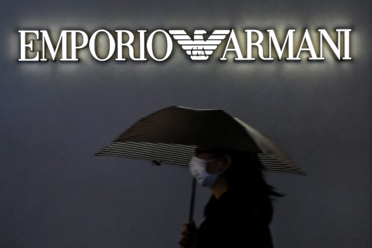 İtalya’dan Armani’ye ‘etik’ cezası