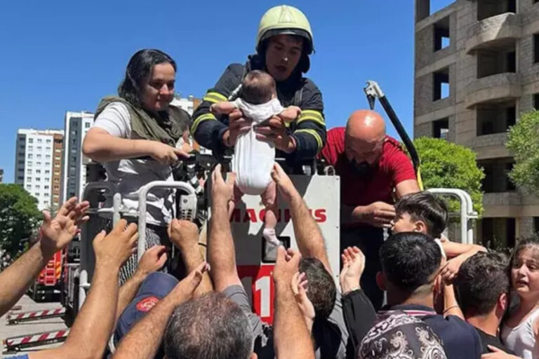 Kayseri’de 14 katlı binada yangın paniği: Mahsur kalanlar kurtarıldı