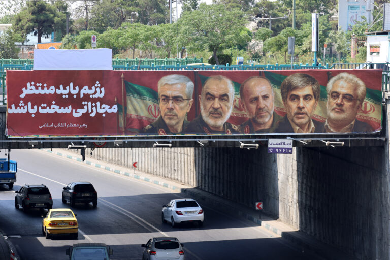 İran Cumhurbaşkanı: “İran asla nükleer silah peşinde olmayacak”