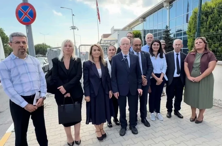 Esasa ilişkin mütalaa beklenecek; İstanbul Barosu davası 5 Ocak’a ertelendi