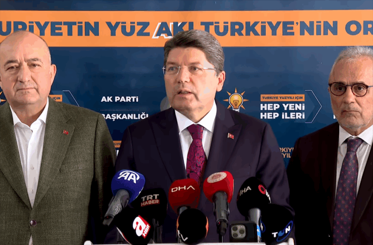 Yılmaz Tunç: “Darbe anayasasıyla yönetilmekten memnun değiliz, değişmesi lazım”