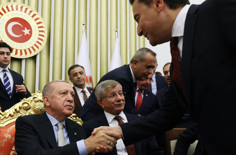 ”AKP, ekonomi yönetimi için Ali Babacan’a teklif götürdü” iddiası