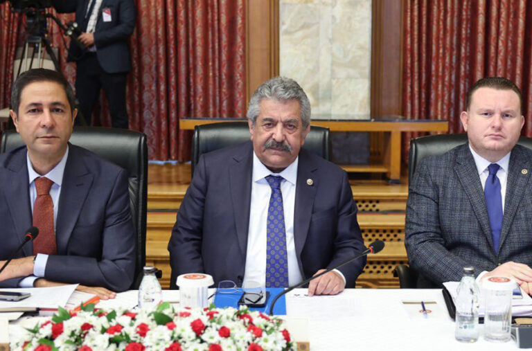 Feti Yıldız’dan ‘dil’ uyarısı: “Tuzağa düşmeyelim”