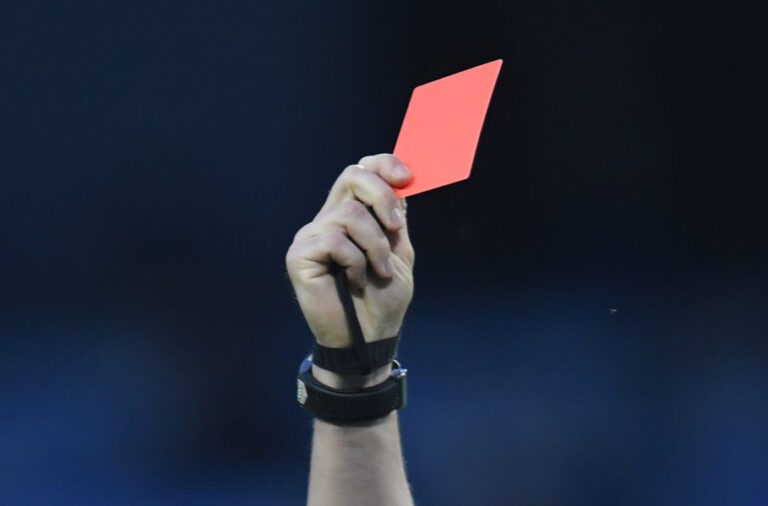 Özgür Özel’in açıklamaları ihbar kabul edldi: ‘5,5 milyonluk kırmızı kart’ soruşturması!