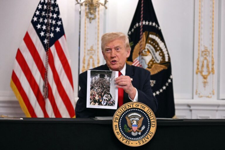 Trump, Washington DC’deki saldırı sonrası “üçüncü dünya ülkelerinden” göçü askıya aldı