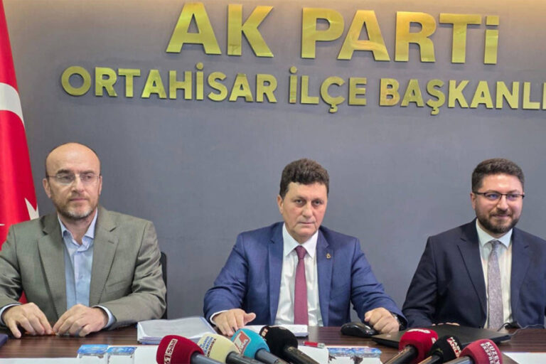 Gazetecilere ‘sorulabilecek sorular’ dağıtan AKP’den pişkin savunma: ”Amacımız şeffaflık”