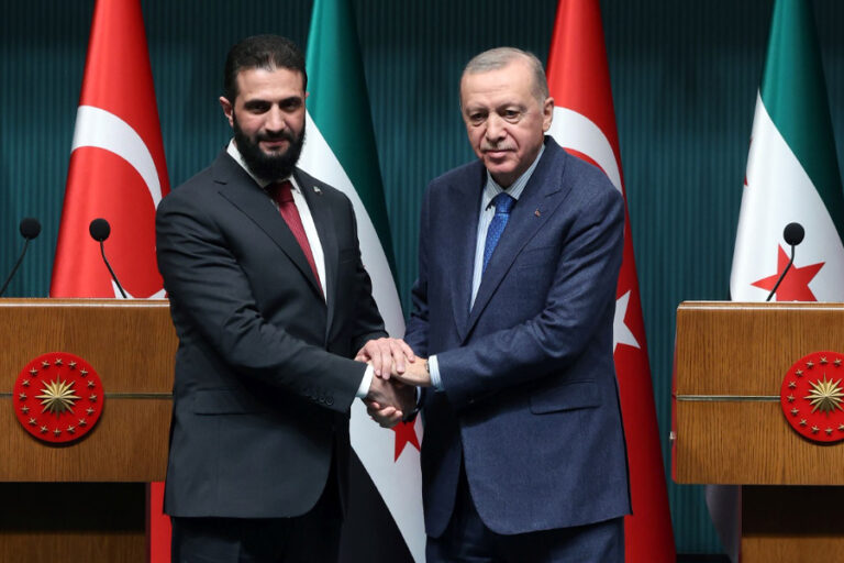 Erdoğan, Ahmed Şara ile Enes Hattab’ın malvarlıklarını dondurma kararını kaldırdı