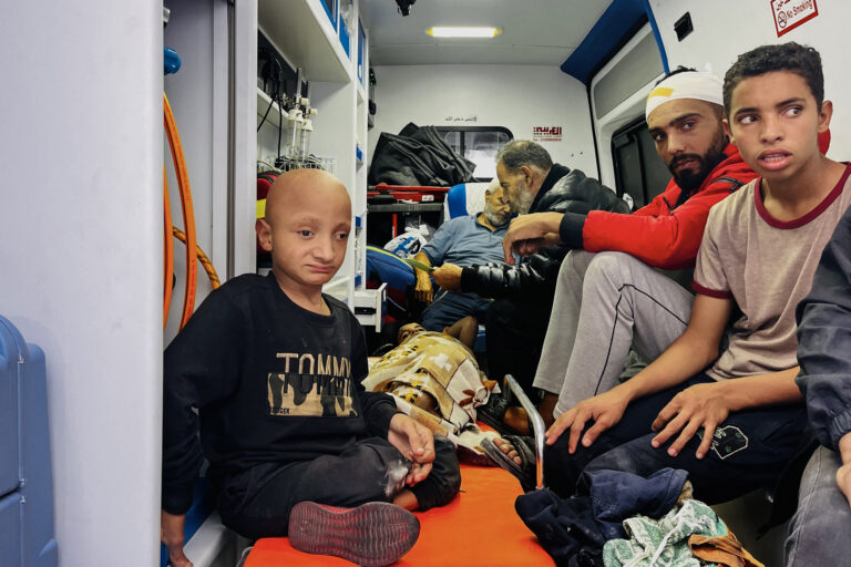 DSÖ: Gazze’de acil tahliye bekleyen 1.000’den fazla hasta hayatını kaybetti