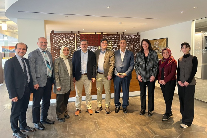 Bir ateist sosyalist, bir demokrat Kürt, bir agnostik Türk ile 5 gün…