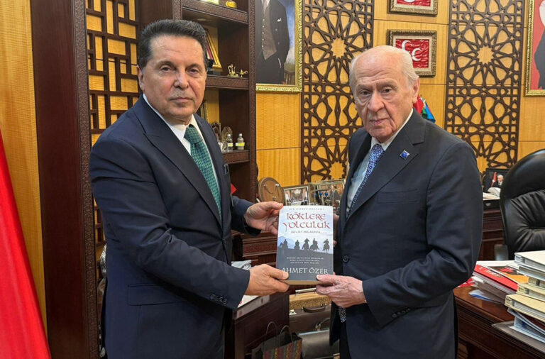 Bahçeli, Ahmet Özer’e böyle demiş: “Muhataplardan biri Öcalan, diğeri devlettir”