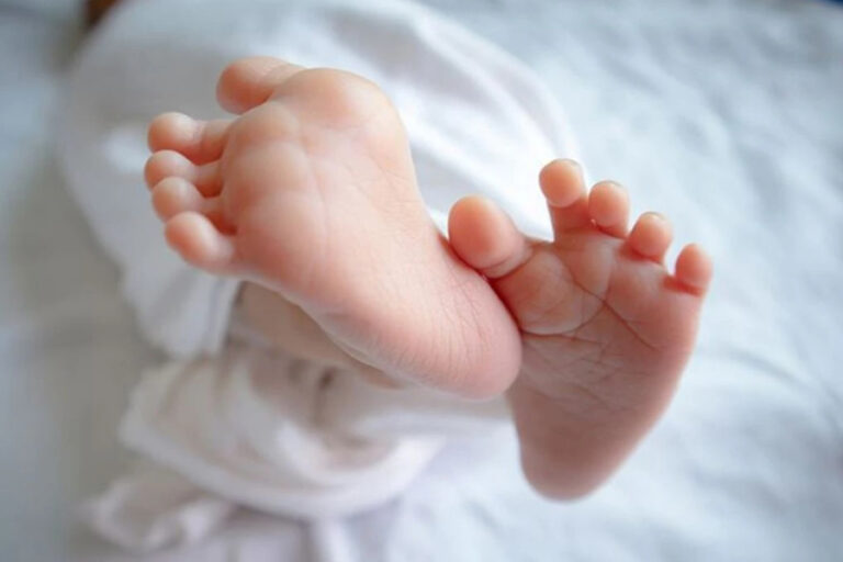 5 aylık bebek devlet yurdunda ihmal kurbanı: 4 saat boyunca kimse kontrol etmemiş!