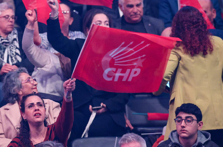 CHP’de temyiz krizi: Kılıçdaroğlu’nun çektiği başvuru Özel adına yenilendi