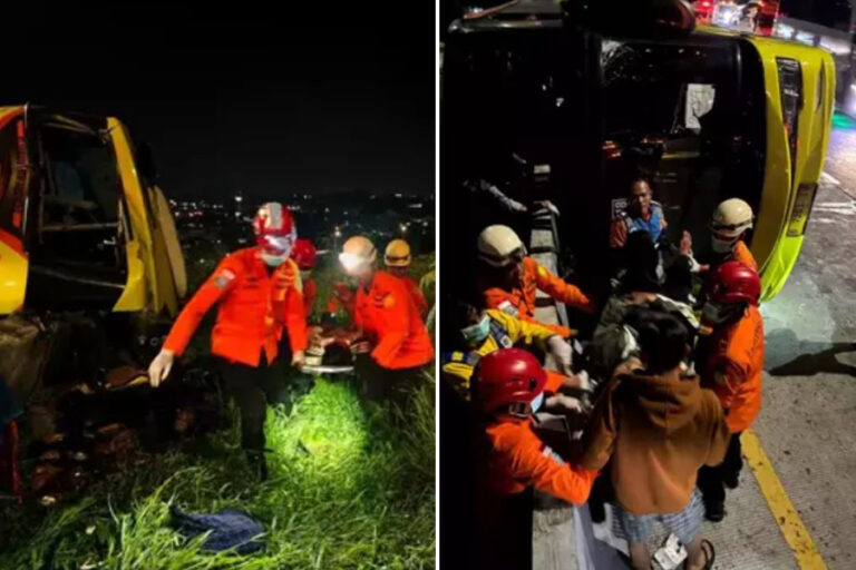 Endonezya’da yolcu otobüsü devrildi: 16 ölü