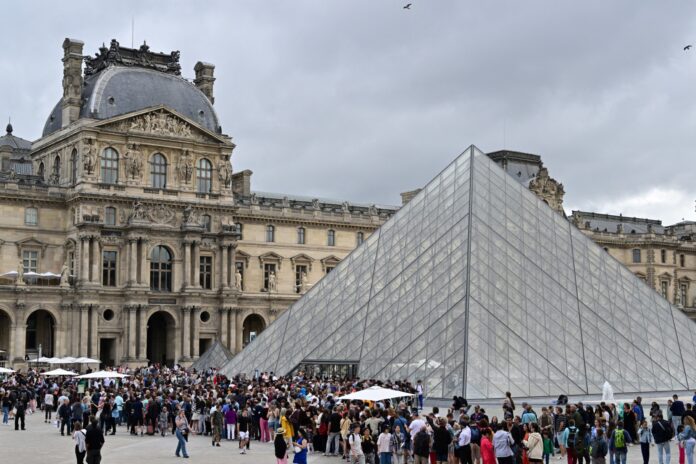 louvre
