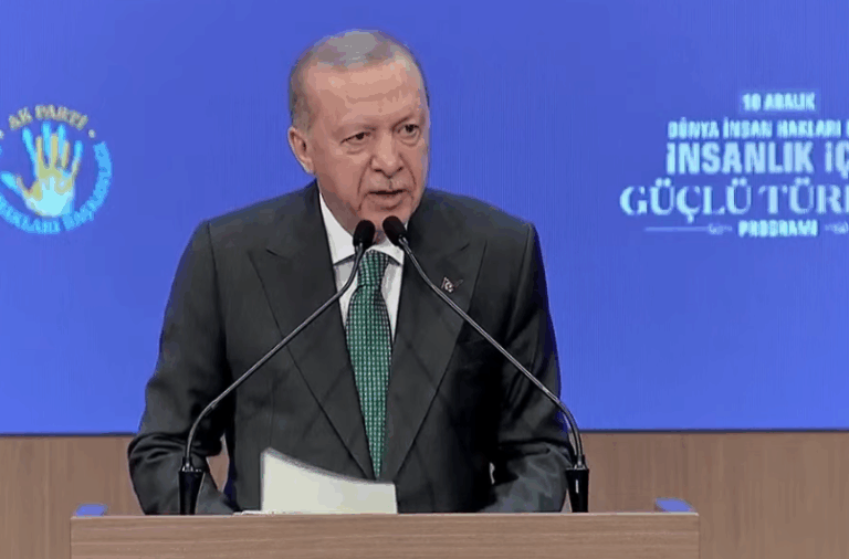 Tayyip Erdoğan: “10 Mart Mutabakatı’nda imzası olanlar bunu hayata geçirmeli”