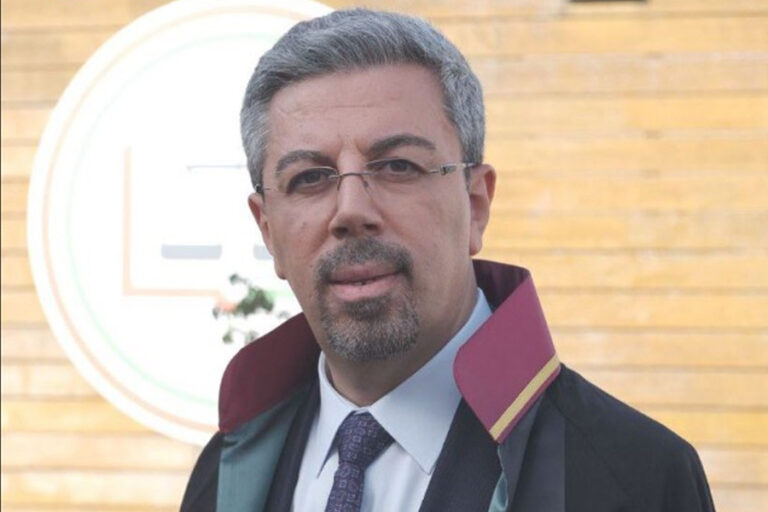 ‘Terör örgütüne üye olmak’ iddiasıyla yargılanıyordu: Fırat Epözdemir beraat etti