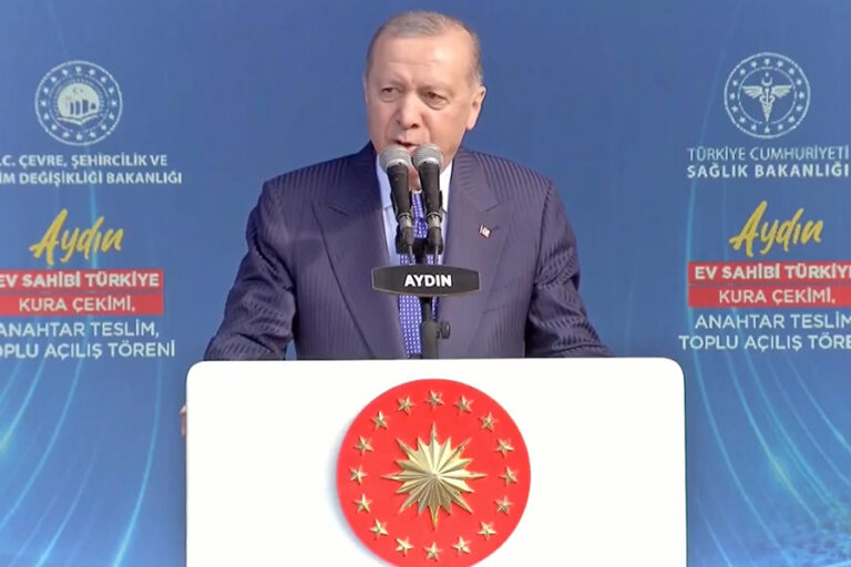 Erdoğan’dan CHP’ye tepki: ”Emeklilerimizi hükümetimize karşı kışkırtmaya çalışıyor”