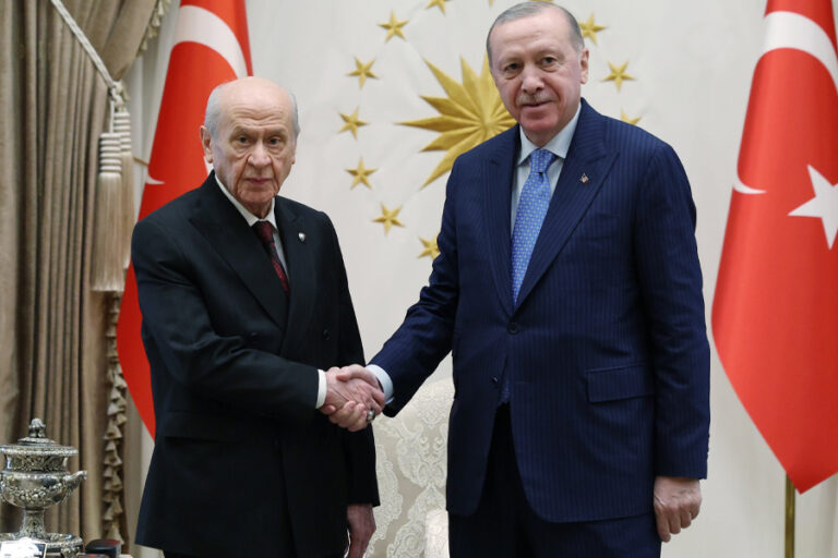 Erdoğan ve Bahçeli, Saray’da bir araya geldi