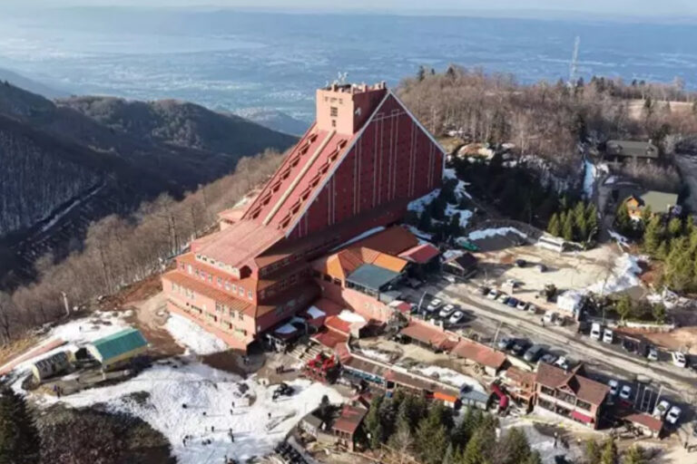 Ruhsatı iptal edilmişti: Kartepe’deki Green Park Otel mühürlendi