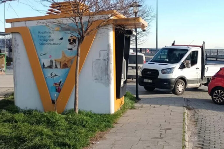 İzmir’de banka aracı soyuldu: 30 milyon lirayla kaçan hırsızlar yakalandı