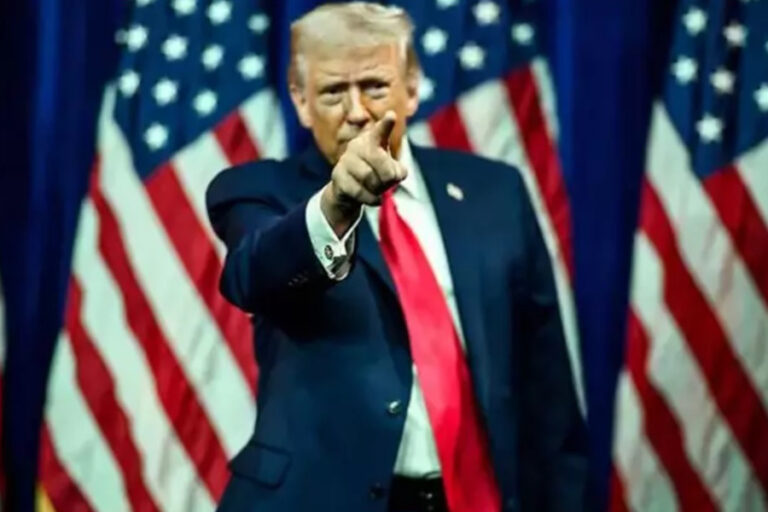 Trump: ”NATO, Grönland’ı elde etmemiz için öncülük etmeli”