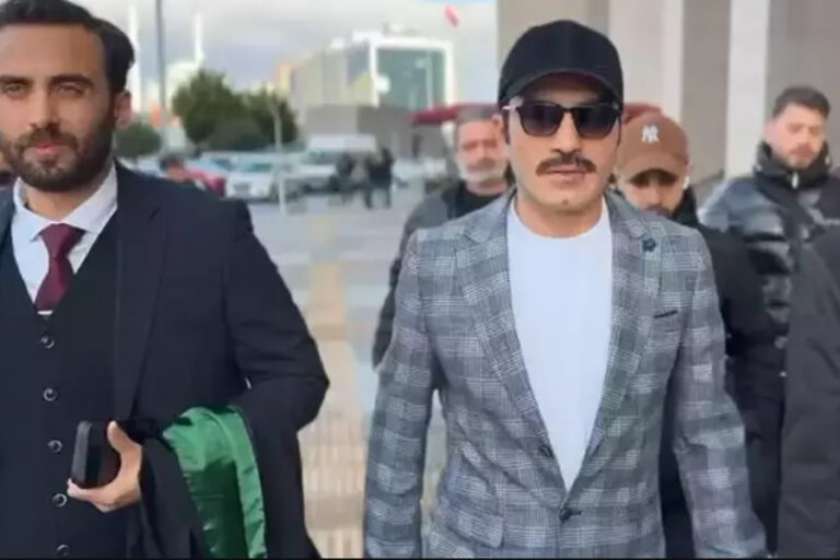 Oyuncu Ufuk Bayraktar ‘yağma’ suçu iddiasıyla hakim karşısına çıktı