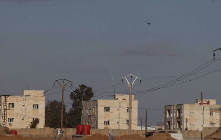 ABD, IŞİD tutuklularının Suriye’den Irak’a naklini tamamladı