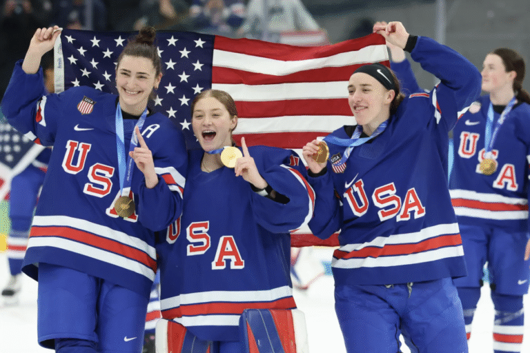 ABD kadın buz hokeyi takımı, Donald Trump’ın ulusa sesleniş konuşmasına katılmayı reddetti