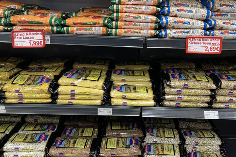Almanya’da Türk marketlerindeki ürünler Türkiye’den daha ucuz