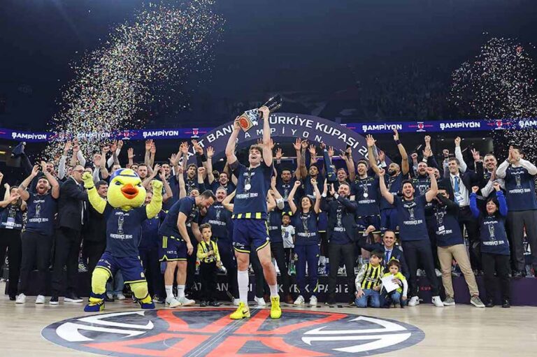 Jasikevicius kupaya doymuyor; Ziraat Türkiye Kupası Fenerbahçe Beko’nun