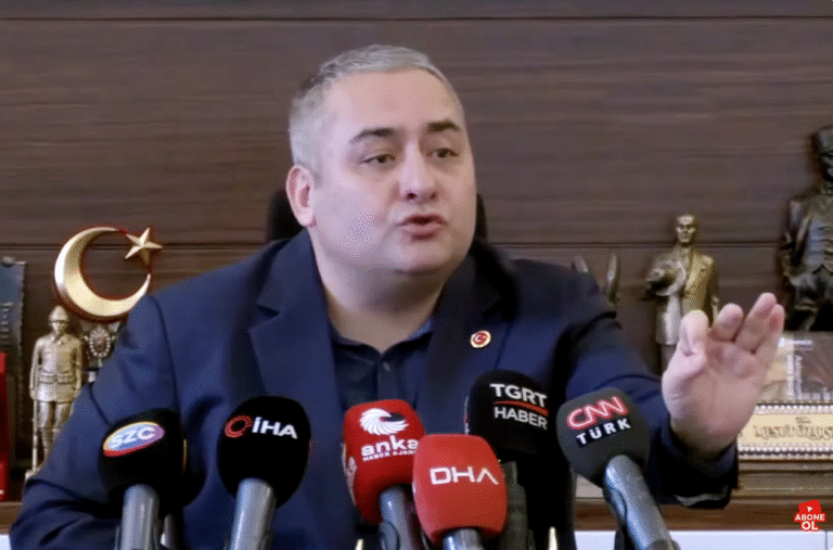 Şamil Tayyar duyurdu: “Mesut Özarslan’ın AK Parti’ye geçişi şimdilik rafa kaldırıldı”