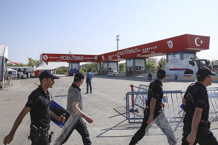 Gergerlioğlu’ndan Adalet Bakanlığı’na çağrı: “Sincan Cezaevinde inanılmaz hak ihlalleri yaşanıyor, dünya rekorunu bile aştılar”