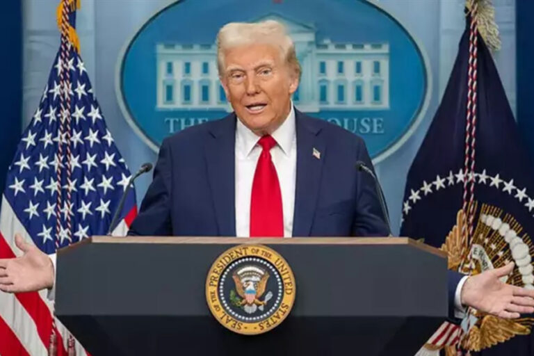 Trump: ”İran bizimle müzakere ediyor; çünkü saldırmamızı istemiyorlar”