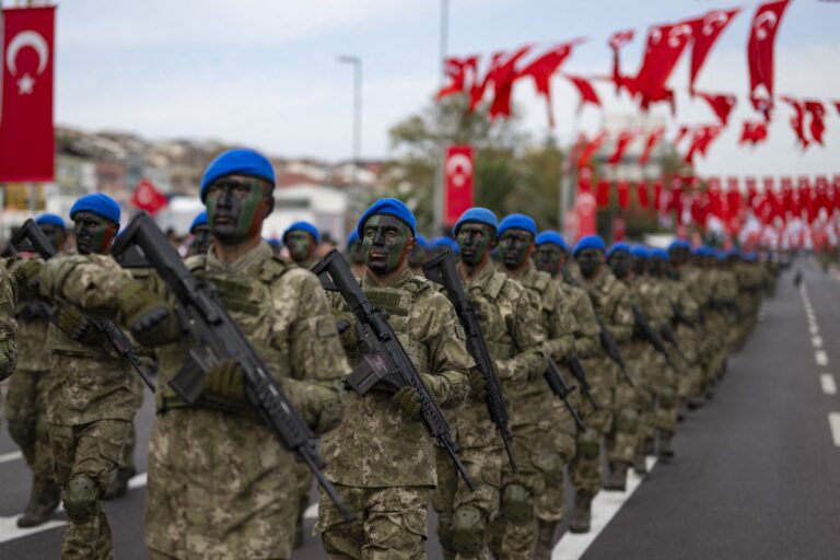 Bloomberg: Türkiye olası ABD-İran savaşına hazırlanıyor; göç akınına karşı İran’a girme planı da masada