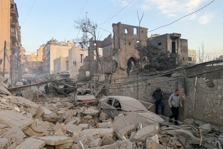 Lübnan’daki İsrail saldırılarında ölü sayısı 1000’i geçti