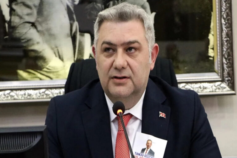 Bolu Belediyesi Başkan Vekili Mehmet Tuna Özcan oldu