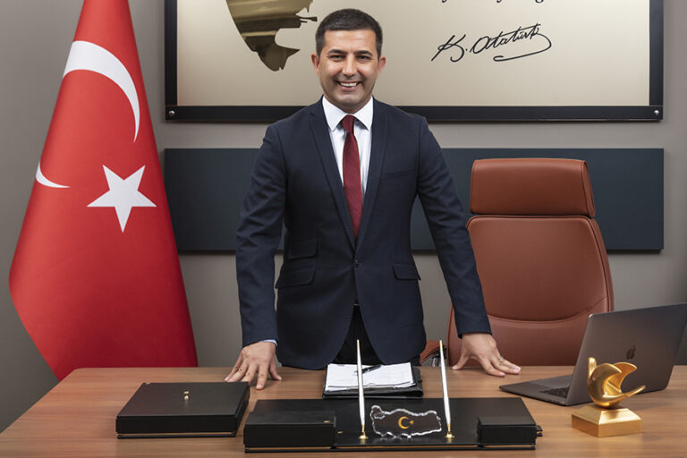 Kuşadası Belediye Başkanı Ömer Günel görevden uzaklaştırıldı