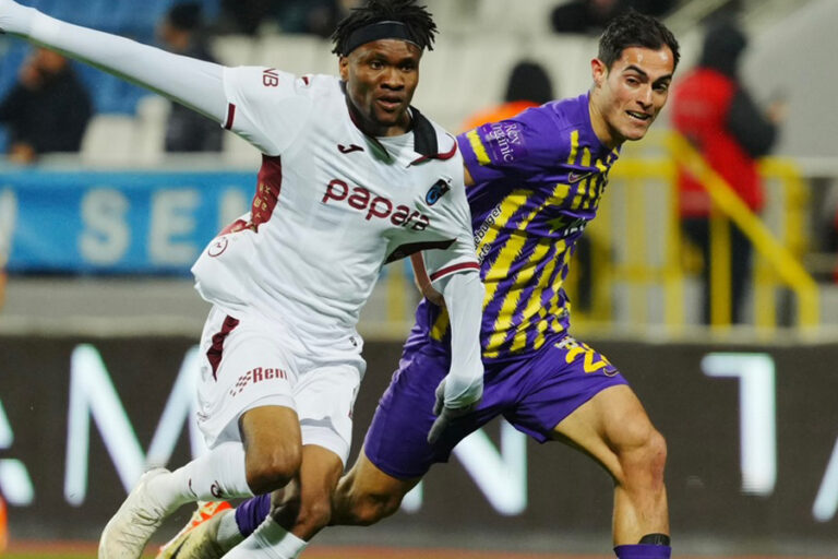 Trabzonspor, İkas Eyüpspor’u tek golle geçti