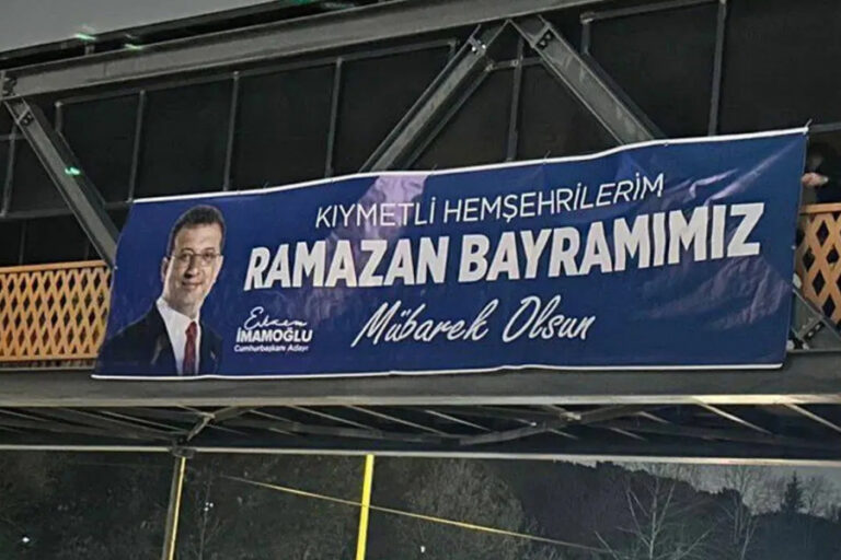 Trabzon’da İmamoğlu’nun Ramazan Bayramı mesajını içeren afişler söküldü!