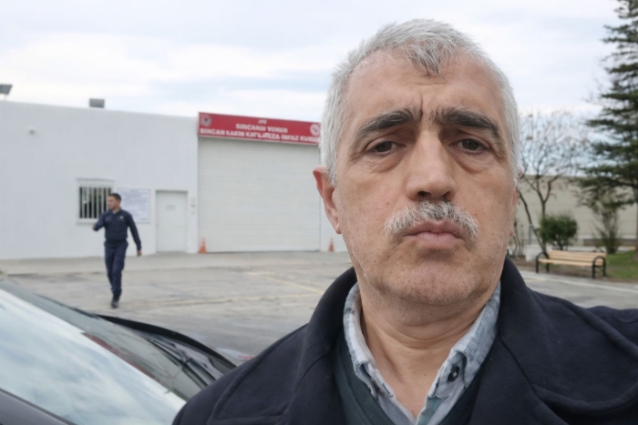 Gergerlioğlu Sincan’a gitti: “Kanser hastası da var, yüzde 98 engelli çocuğun annesi de, açlık grevindeki mahpus da…