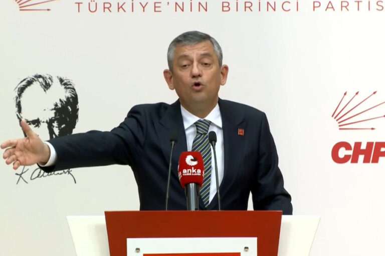 Özgür Özel: ”Mustafa Bozbey’in suçu AKP’ye katılmamak, mafya mısınız siz?”