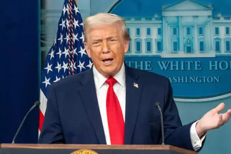 Trump’tan NATO’ya İran tepkisi: ”ABD olmadan NATO kâğıttan bir kaplandır; korkaklar”